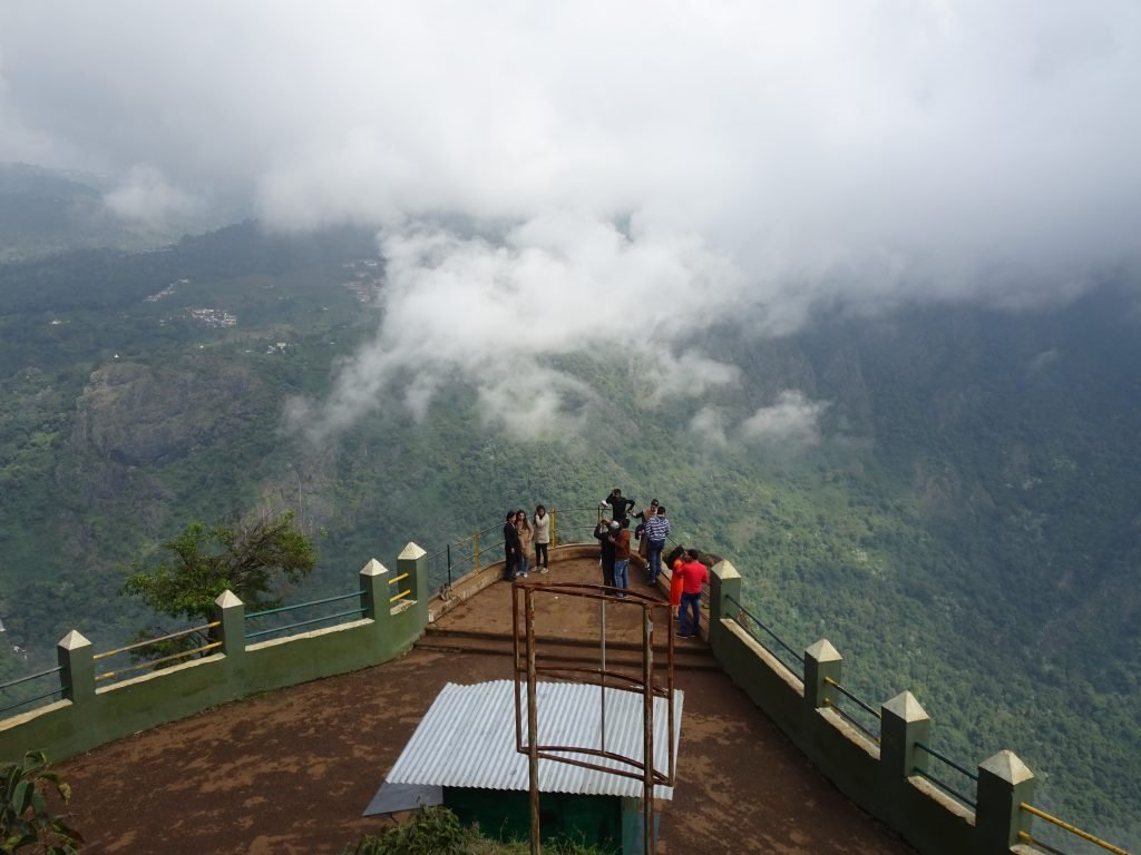Dolphin's Nose Viewpoint in Coonoor