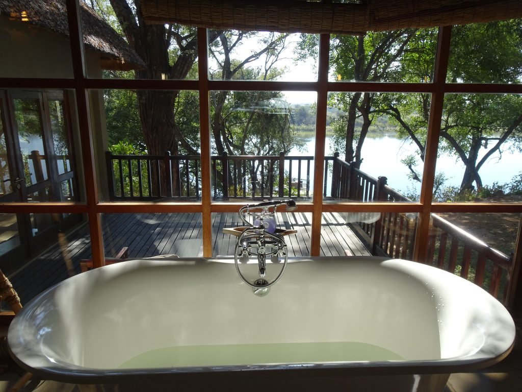 Bathtub with a view at Divava Okavango Lodge