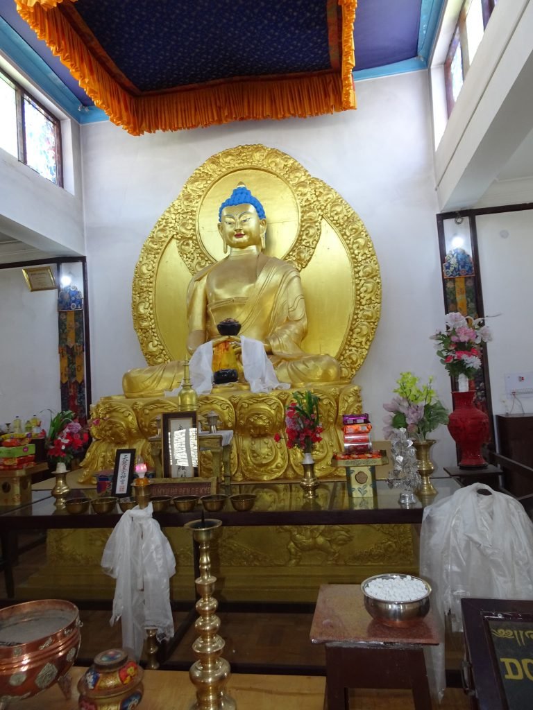Shanti Stupa - Temple mid-way